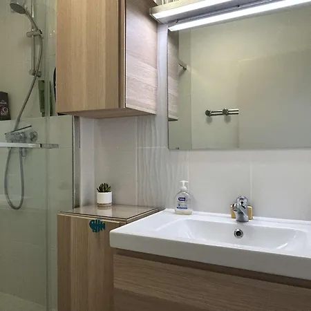 Appartement 3 Pieces Banyuls-Sur-Mer Avec Parking Et Climatisation - Fr-1-225C-168 *